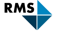 RMS Logo: Schwarze Schrift und ein gevierteltes Quadrat mit verschiedenen Blautönen
